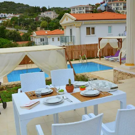 빌라 Soral Villas *